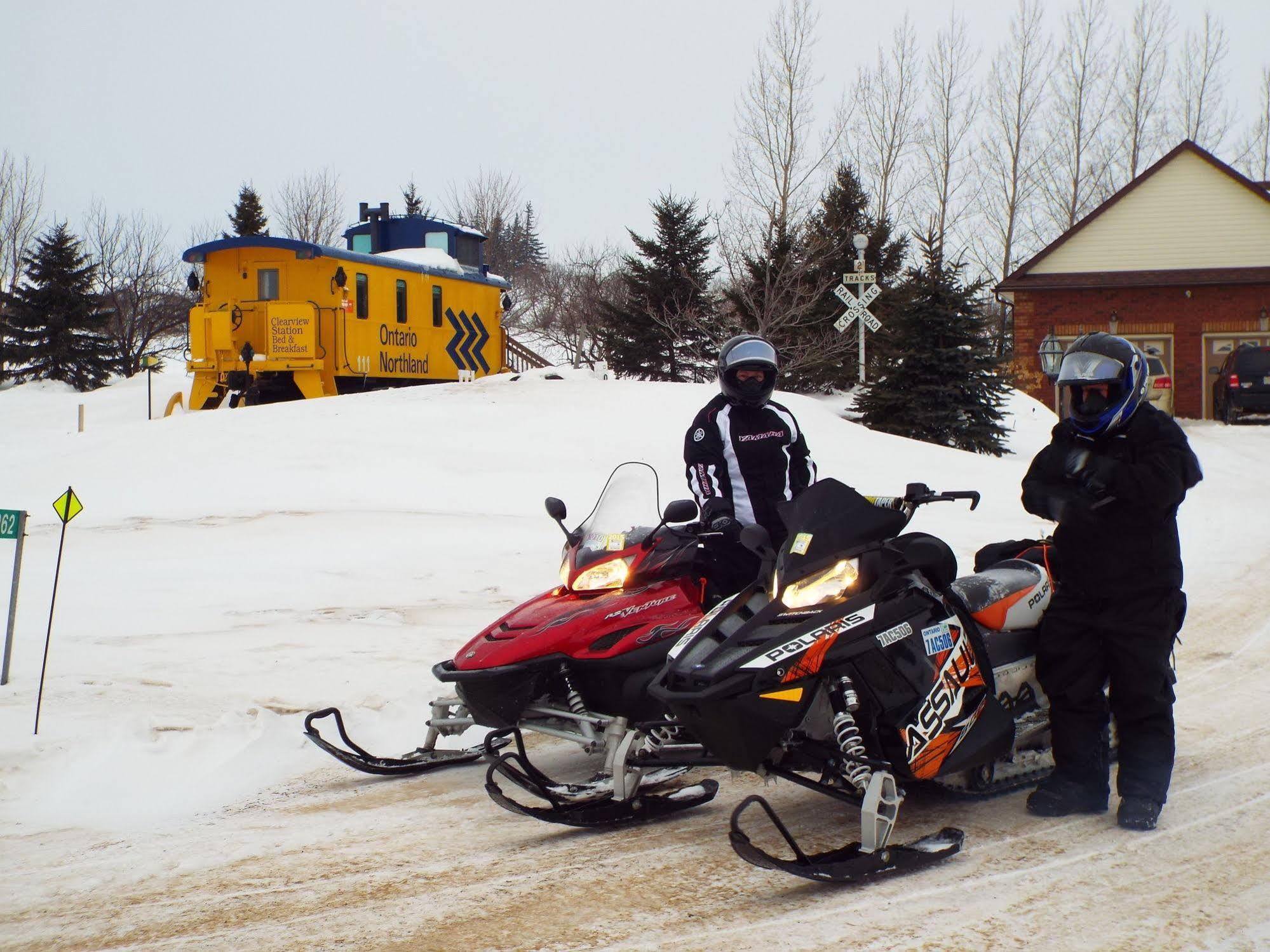 Clearview Station & Caboose B&B Creemore Εξωτερικό φωτογραφία